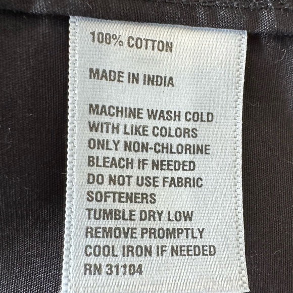 🛍️ Kim Rogers 100% cotton Easy Care button down shirt excellent condition. - Picture 9 of 10